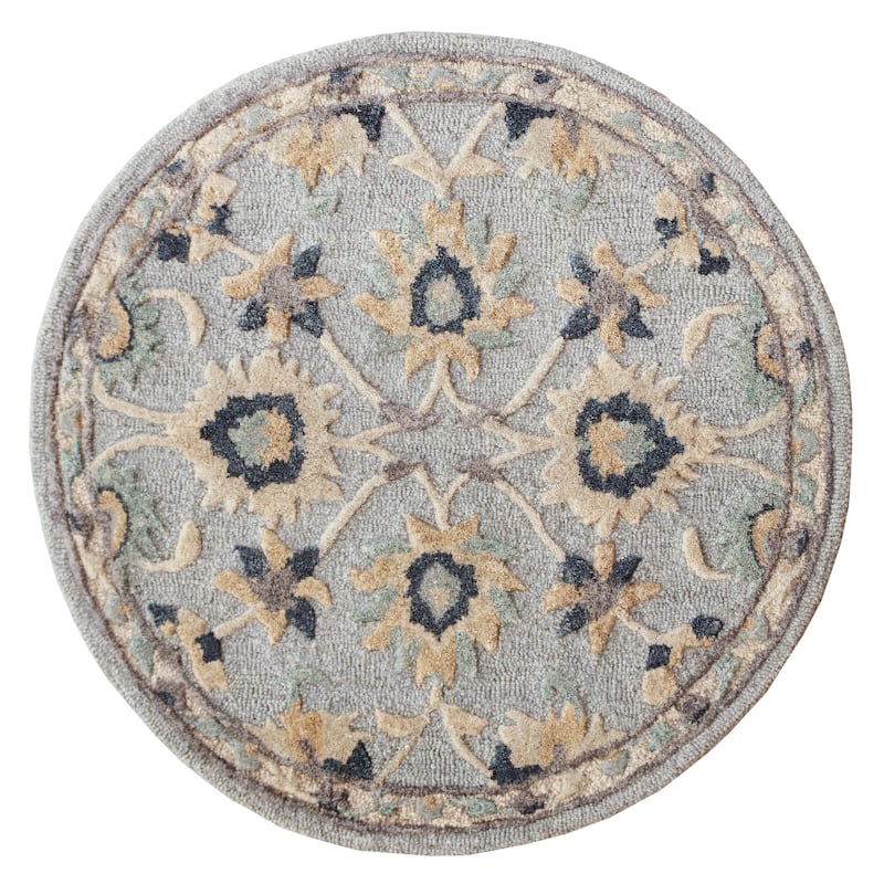 Sevita Lilly Farmhouse Damask Gray/Beige Handmade Wool Indoor Area Rug