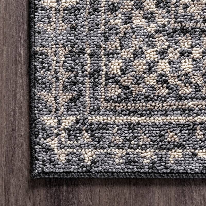 Nuloom Elodie Distressed Diamonds Area Rug