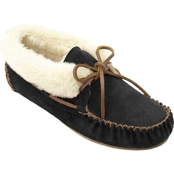 minnetonka chrissy bootie