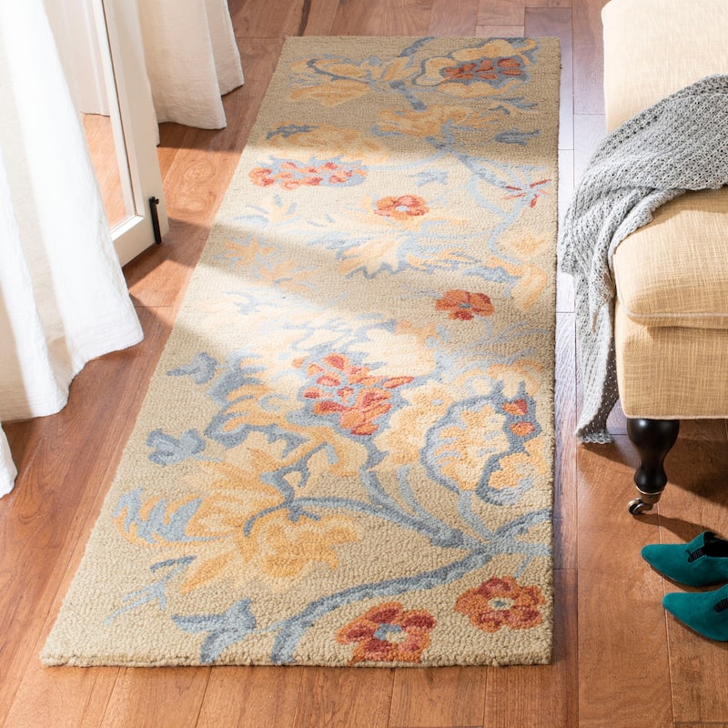 SAFAVIEH Handmade Blossom Smadar Modern Floral Wool Rug - 2'3" x 11' Runner - Beige/Multi