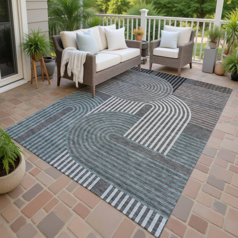 Machine Washable Indoor/ Outdoor Modern Basehor Chantille Rug - Charcoal - 8' x 10'