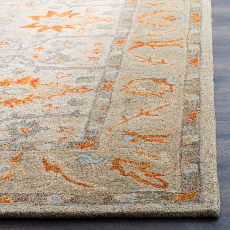 SAFAVIEH Handmade Antiquity Fenella Traditional Oriental Wool Rug