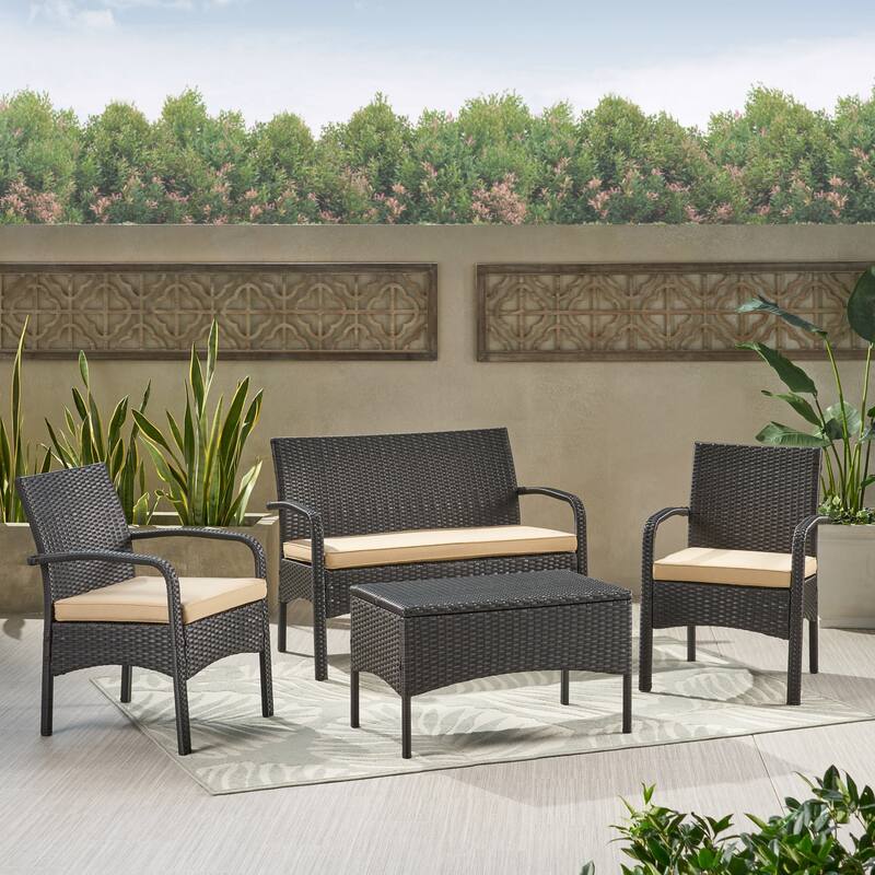 4PC Comfortable Outdoor Chat Set for Relaxing and Socializing