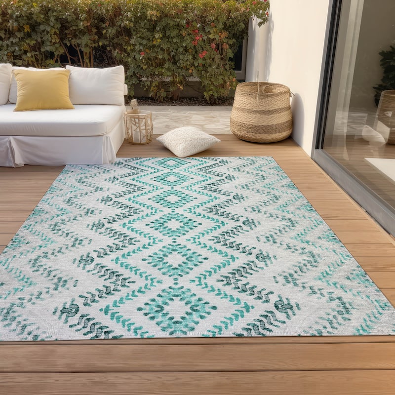Machine Washable Indoor/ Outdoor Chantille Boho Global Rug