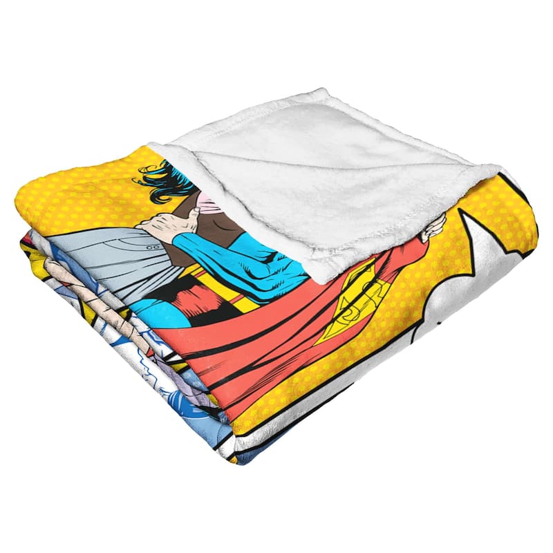 Warner Brothers Superman Lois And Superman Silk Touch Throw Blanket