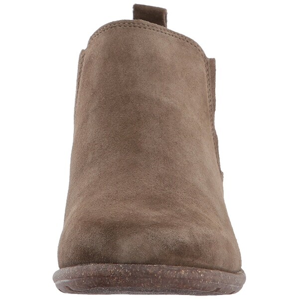 clarks women's wilrose jade ankle bootie