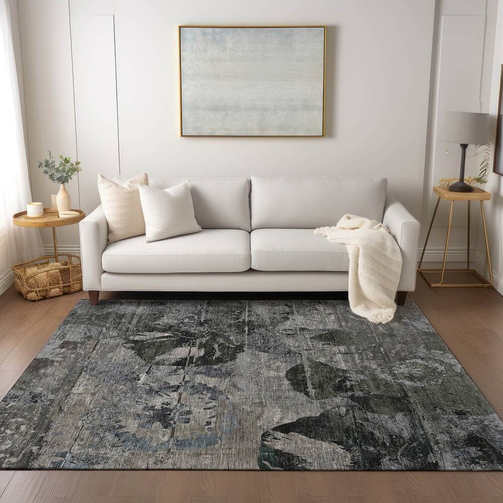 Machine Washable Indoor/ Outdoor Abstract Leaves Chantille Rug