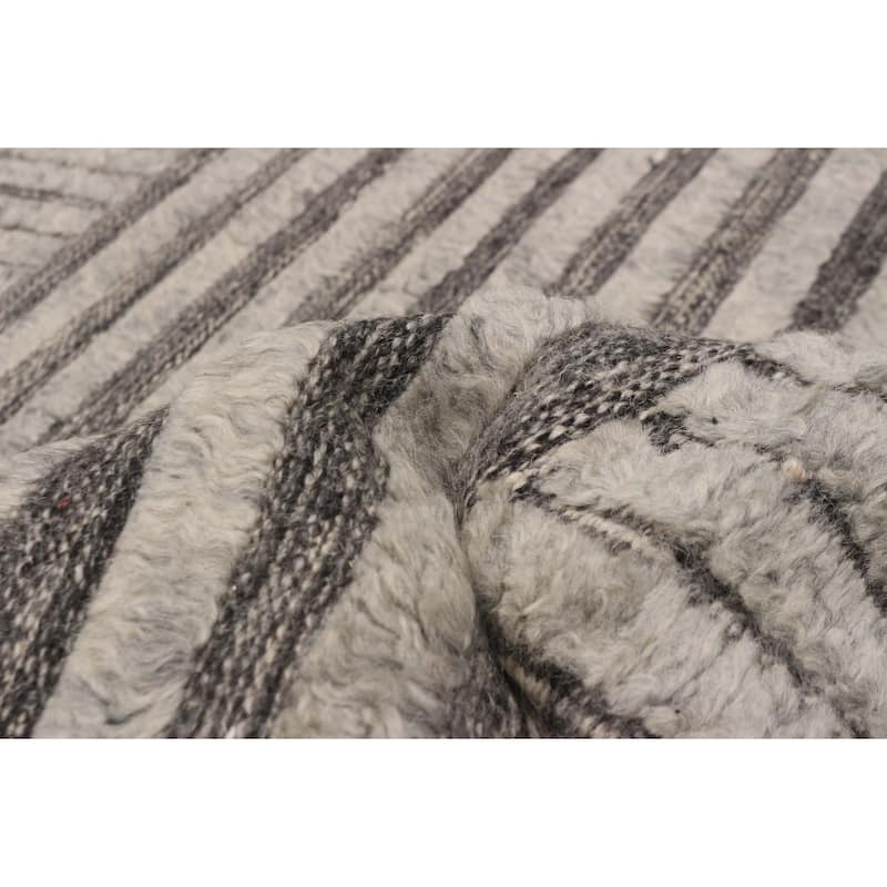 ECARPETGALLERY Hand-knotted Tangier Grey Wool Rug - 5'3 x 7'9