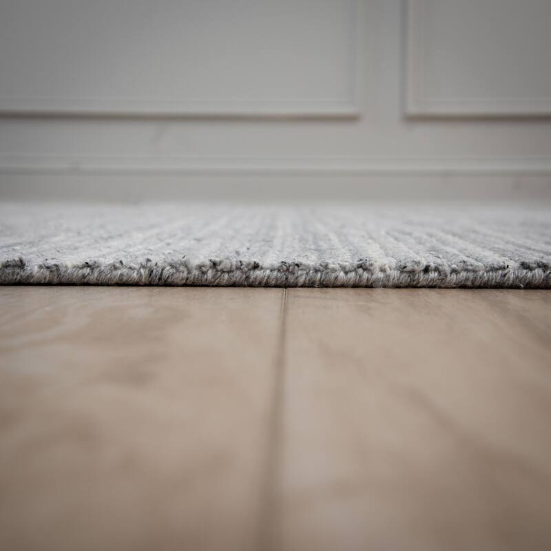 Alora Decor Deluxe Hand Loomed Heathered High/Low Rug