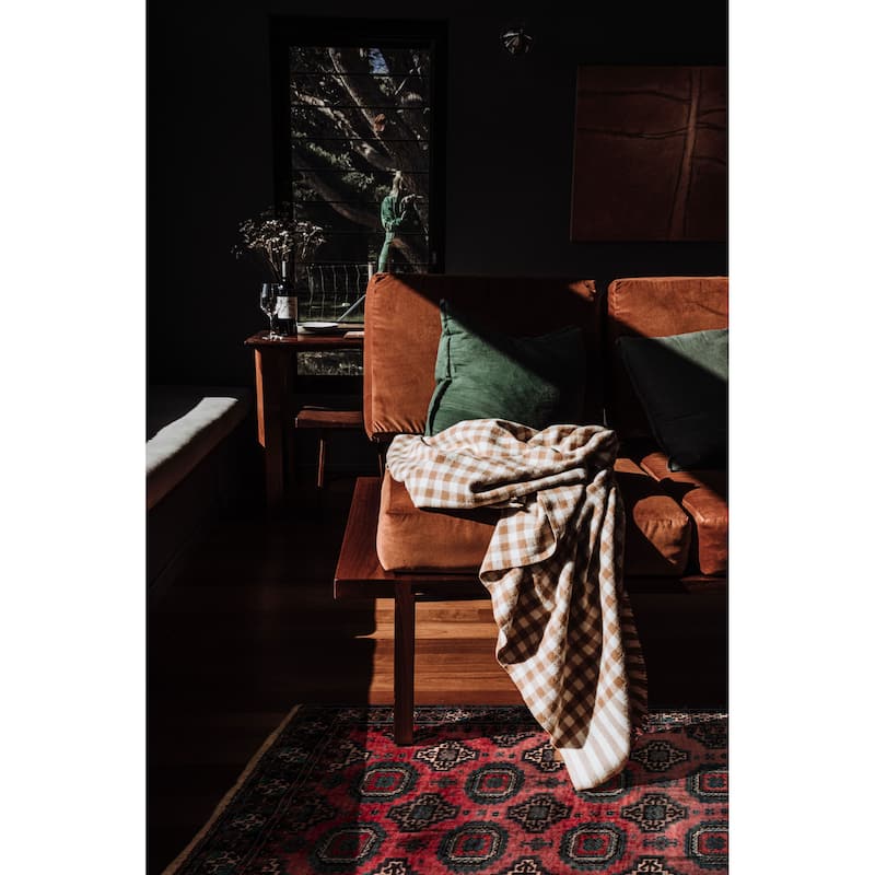 ECARPETGALLERY Hand-knotted Baluch Red Wool Rug - 4'2 x 9'0