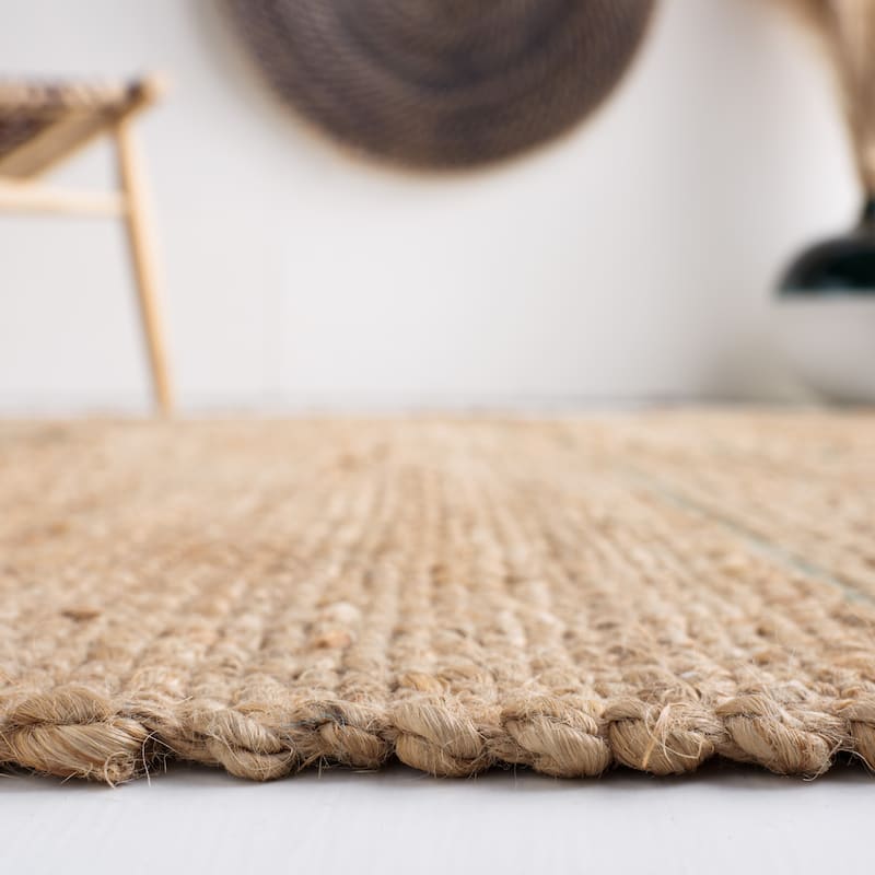 SAFAVIEH Handmade Natural Fiber Paityn Casual Jute Rug