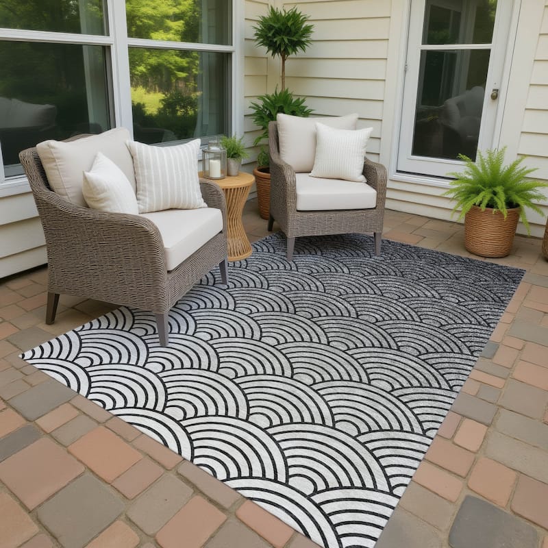 Machine Washable Indoor/ Outdoor Contemporary Poppy Chantille Rug - Black - 9' x 12'