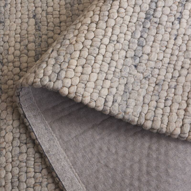 SAFAVIEH Hand-Woven Marbella Vesile Modern & Contemporary Wool Rug