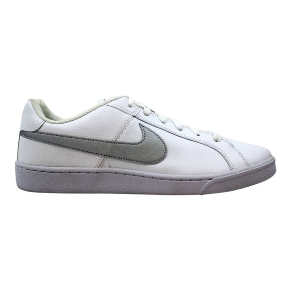 749867 nike