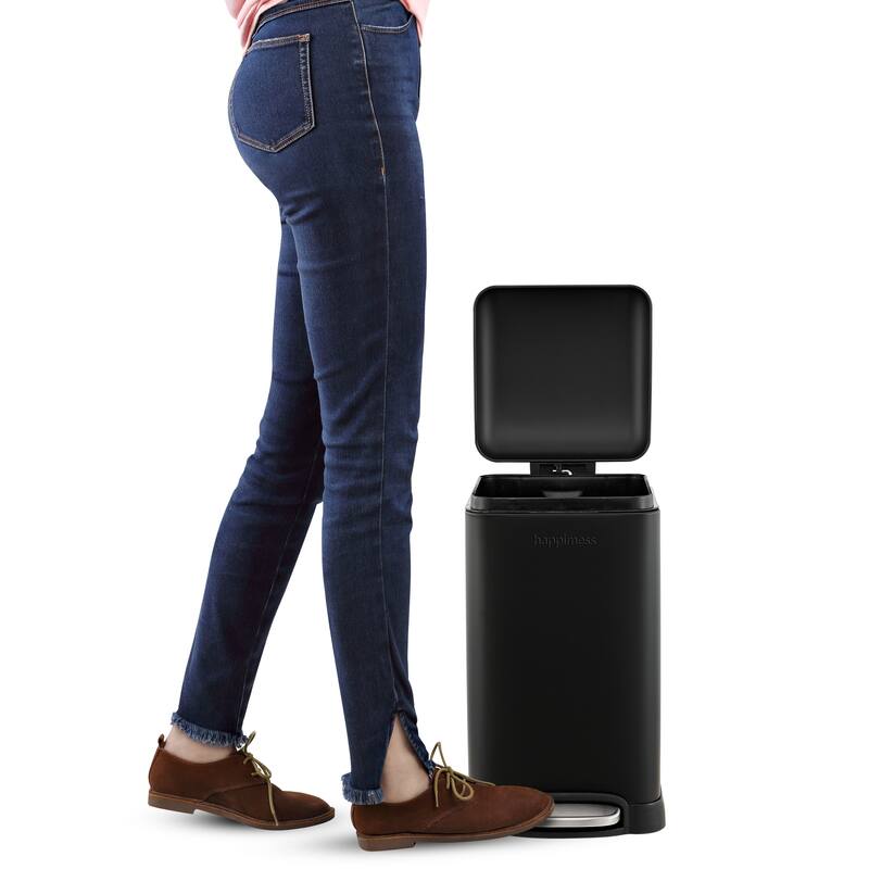 happimess Betty Retro Mini 3.2-Gallon Step-Open Trash Can