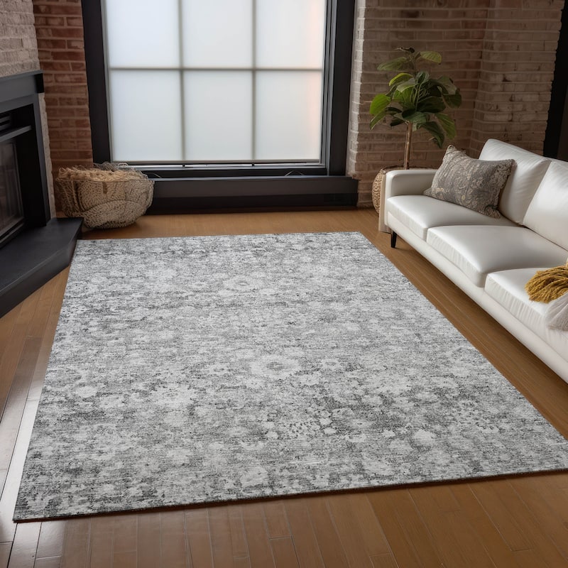 Machine Washable Indoor/ Outdoor Chantille Traditional Vintage Floral Rug
