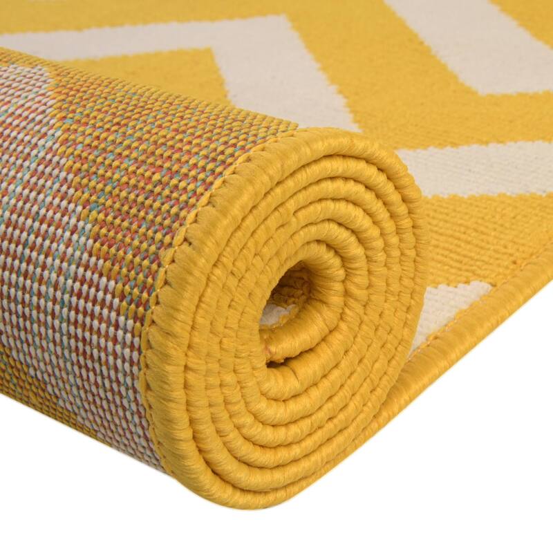 Outdoor Trisha Collection Area Rug