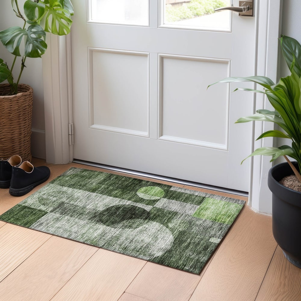 Machine Washable Indoor/ Outdoor Abstract Geo Chantille Rug
