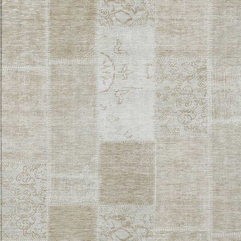 HomeRoots Patchwork Traditional Rectangle Outdoor Rug