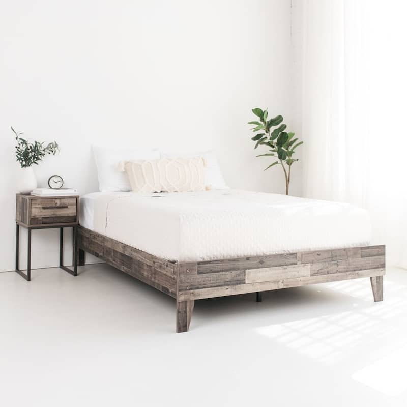 Signature Design by Ashley Neilsville Weathered Woodgrain Platform Bed - Light Brown/Medium Brown - Queen