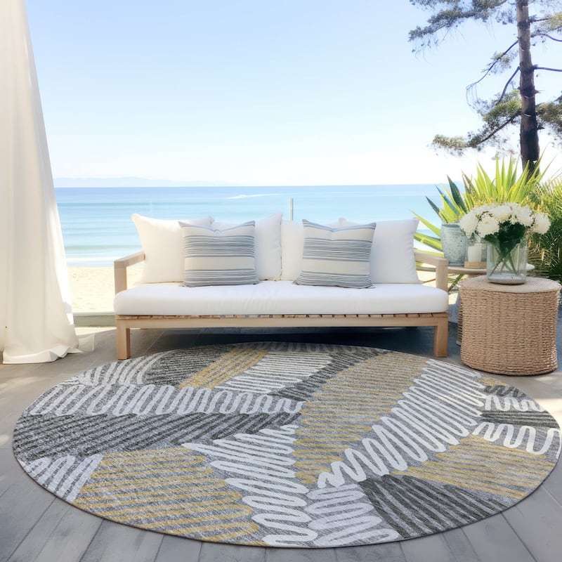 Machine Washable Indoor/ Outdoor Chantille Contemporary Squiggles Rug - Gray - 8' x 8'