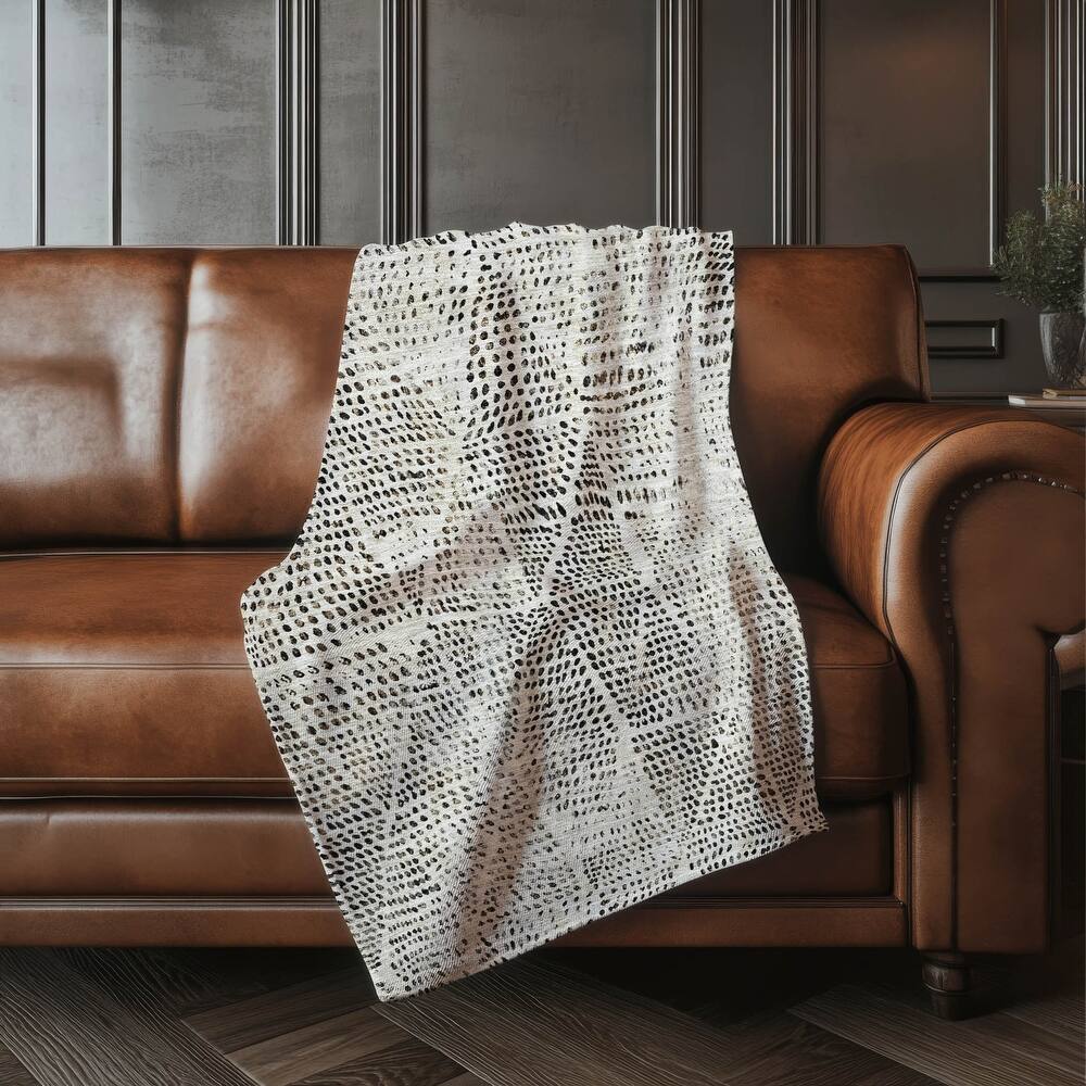 Premium Machine Washable Casual Diamond Sherpa Throw Blanket