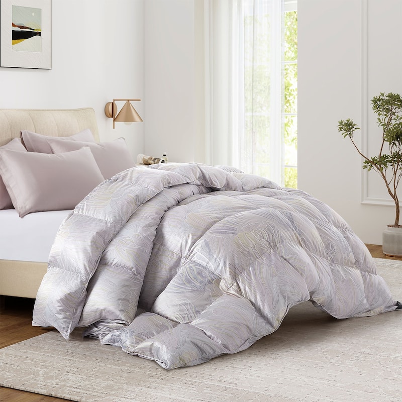 All Season luxurious Silk Covered 93% White Goose Down Comforter