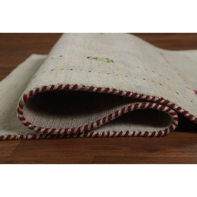 Hand Knotted Oriental 100% Wool Carpet Tribal Tribal Beige & Ivories Gabbeh Area Rug - 4' 11'' X 2' 10''