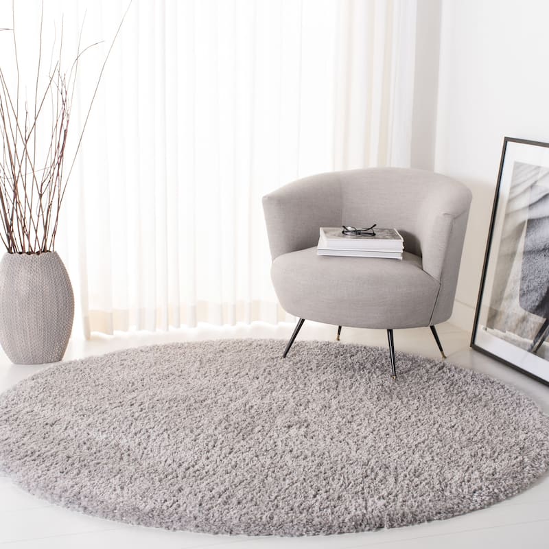 SAFAVIEH Fontana Shag Kimberlie Solid 2-inch Thick Rug - 6'7" Round - Grey - Round