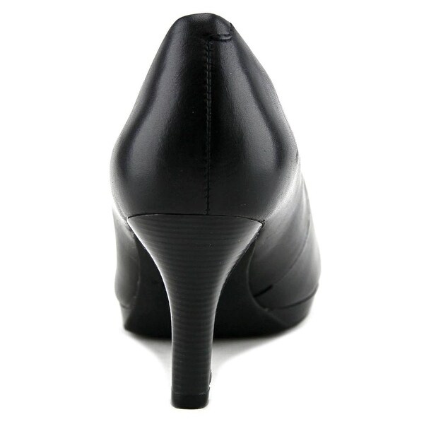 clarks women's artisan temp appeal platform pump