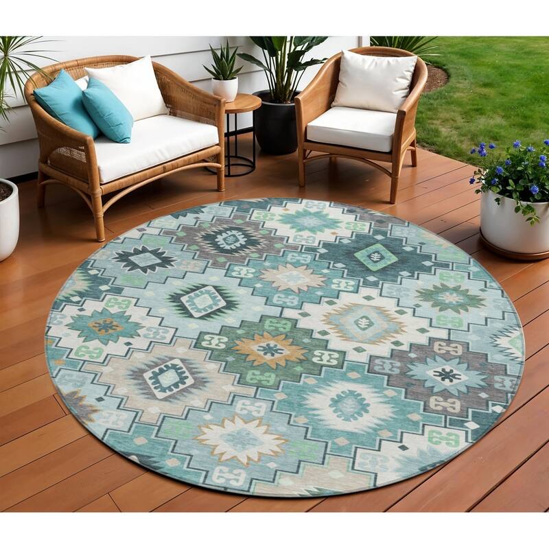 HomeRoots Southwestern Transitional Rectangle Outdoor Rug - 8' Round