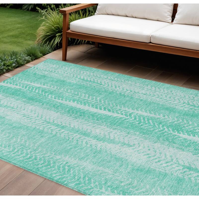 HomeRoots Botanical Leaves Transitional Rectangle Outdoor Rug - 9' X 12'