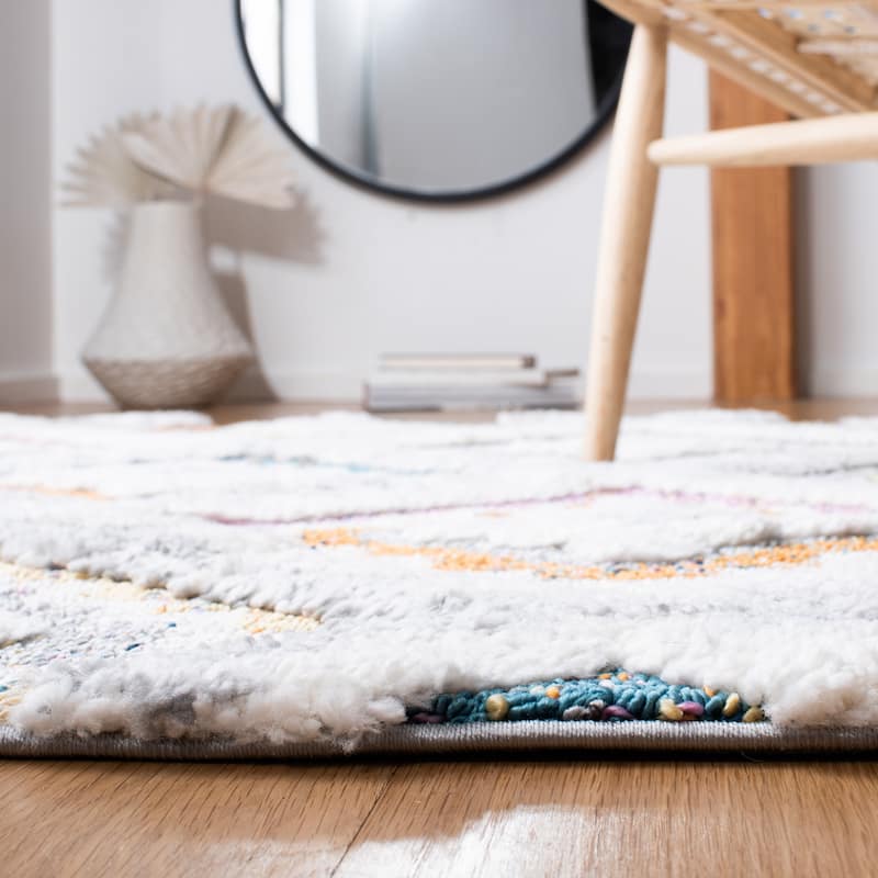 SAFAVIEH Moroccan Fringe Shag Margueritta Rug