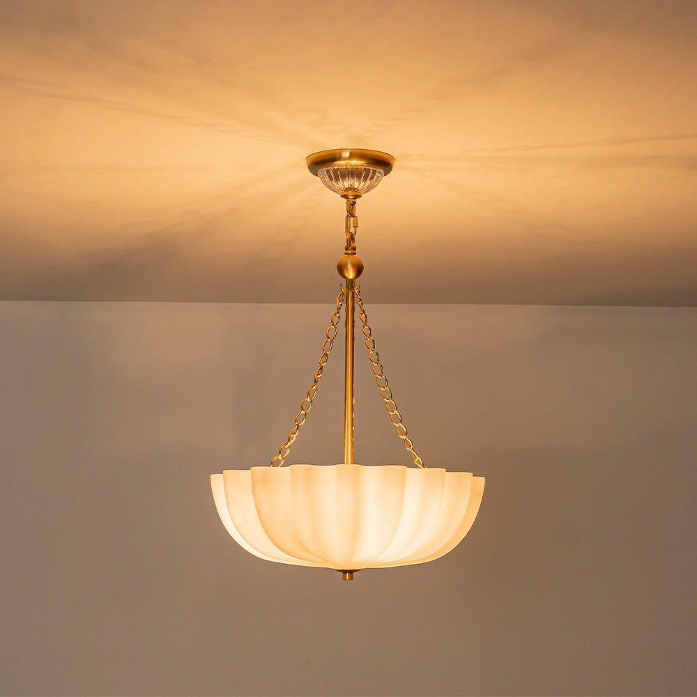 Chic Modern 3-Light Shell Scalloped Glass Chandelier For Dining