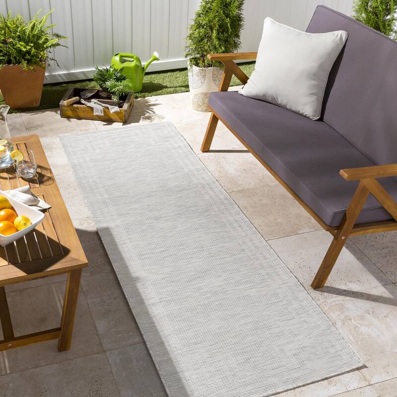 Brian Traditional Border Outdoor Area Rug