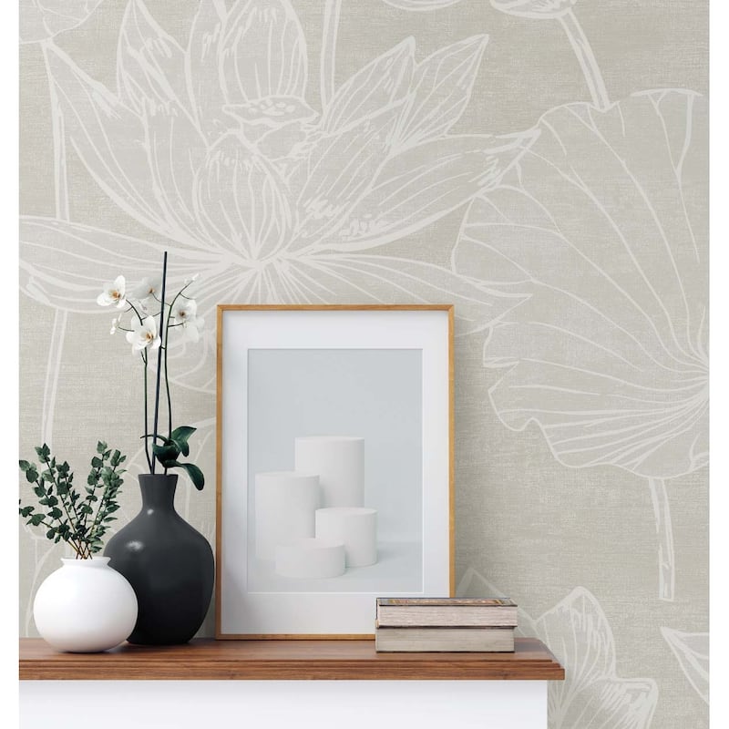 Seabrook Designs Water Lilies Nonwoven Unpasted Wallpaper