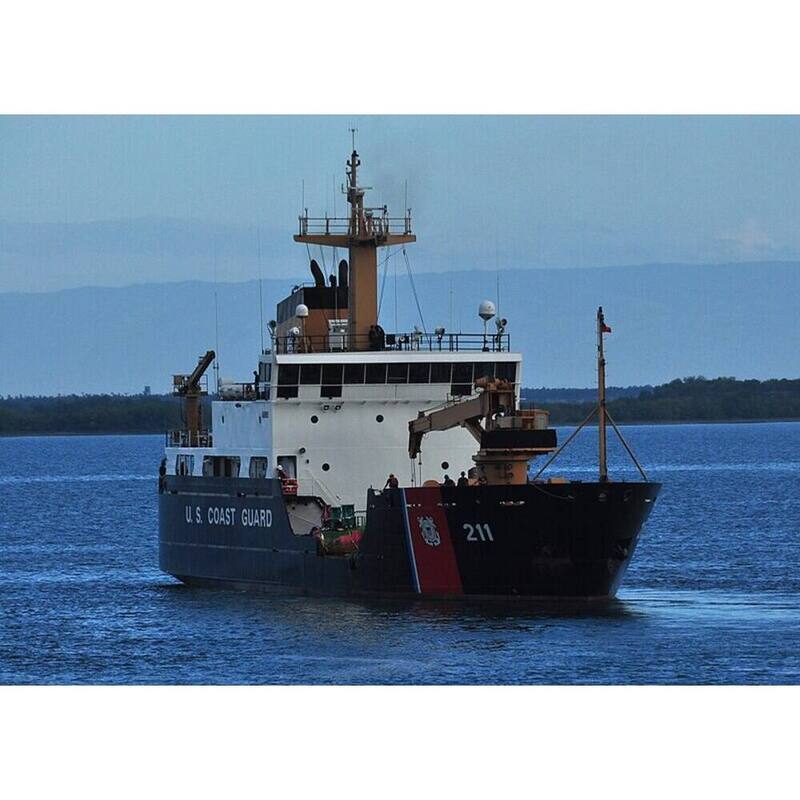 USCGC Oak (WLB-211) 36 Inches L Ship Model