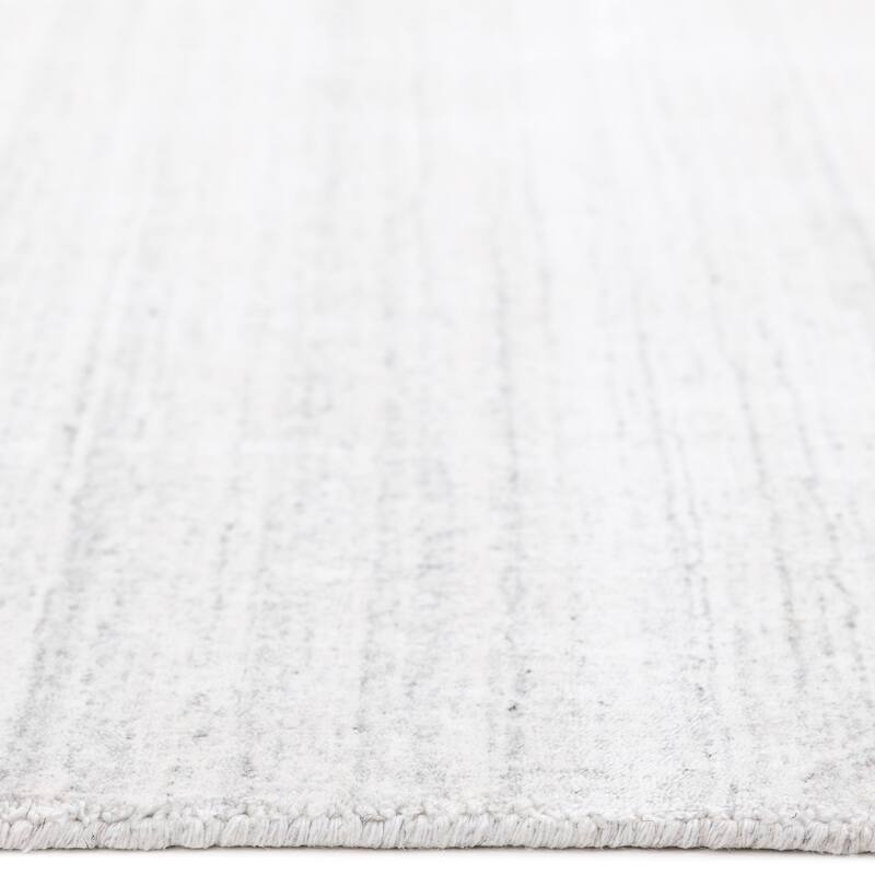 Overton Handmade Modern Contemporary Solid Area Rug - 5' 0" x 8' 0"