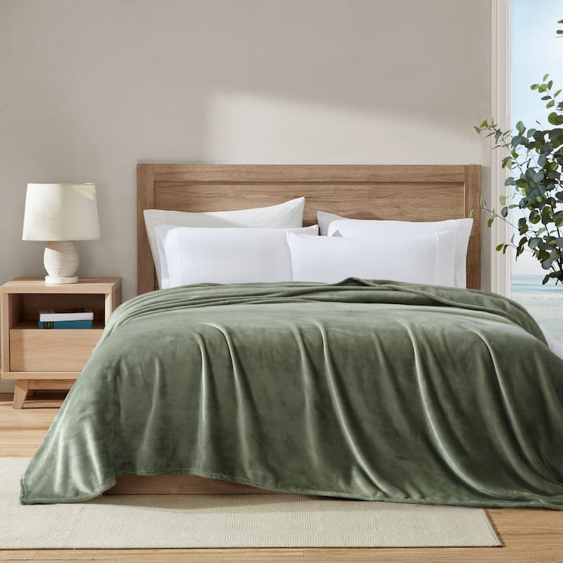 Nautica Solid Ultra Soft Plush Fleece Bed Blanket
