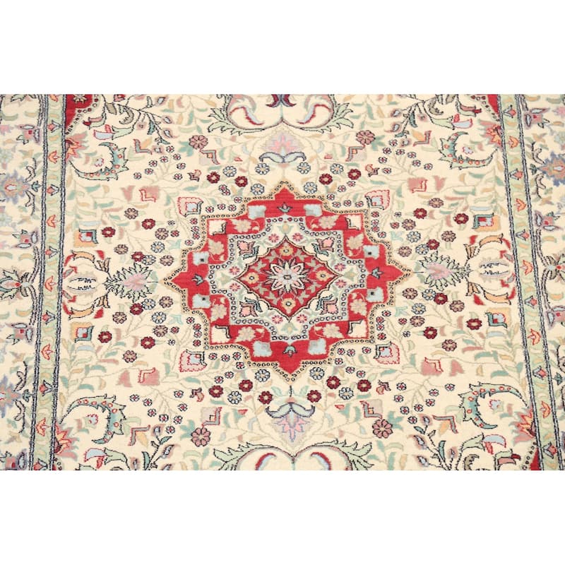 Wool/ Silk Vegetable Dye Tabriz Area Rug Hand-knotted Oriental Carpet - 4'2" x 6'1"