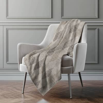 Premium Machine Washable Modern Argyle Sherpa Throw Blanket