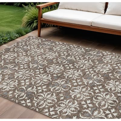 HomeRoots Floral Transitional Rectangle Outdoor Rug