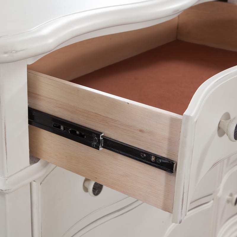 Roanoke 6-drawer Dove White Bureau