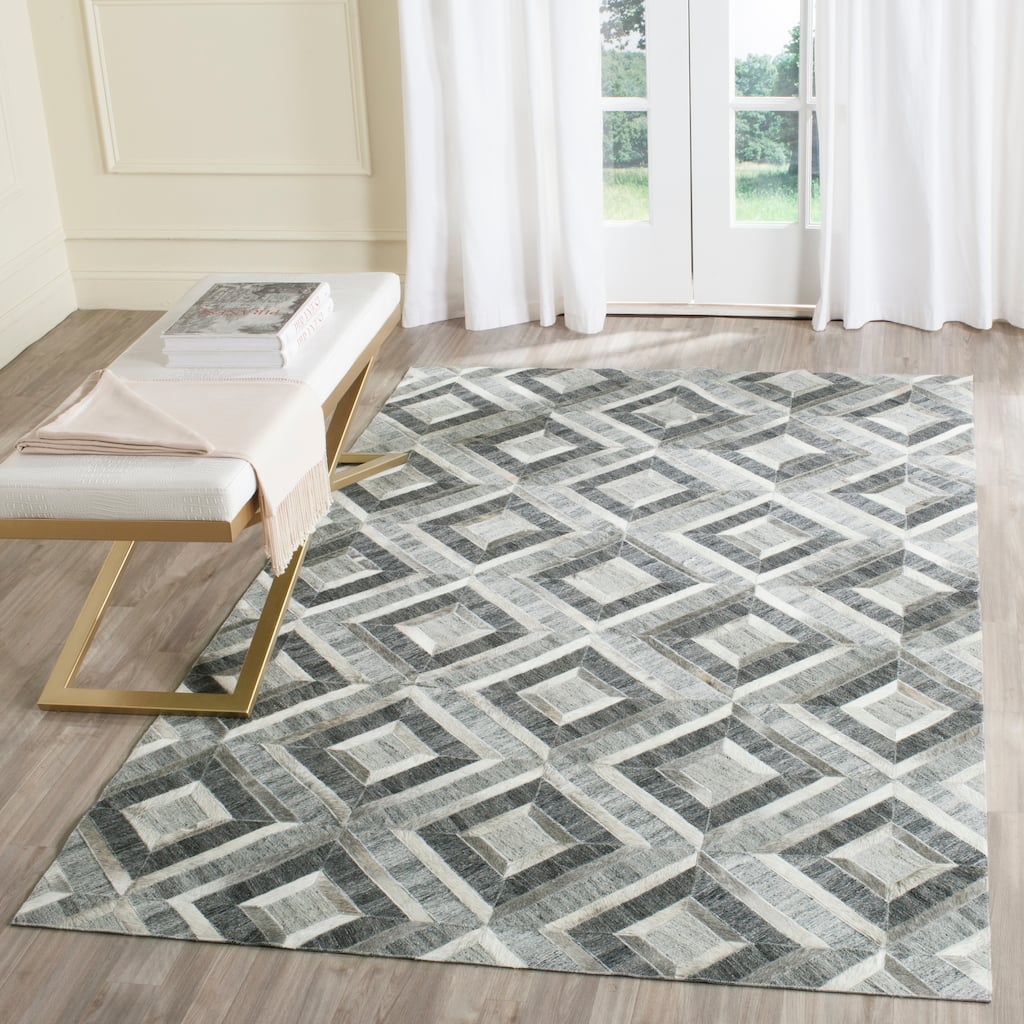 SAFAVIEH Handmade Studio Leather Alina Modern Leather Rug
