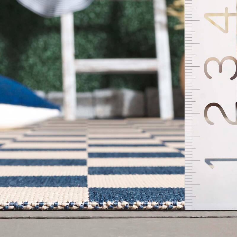 SAFAVIEH Courtyard Eveli Transitional Rug