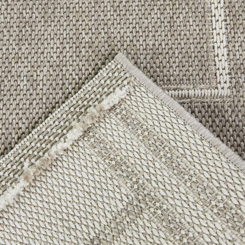 Corrance Geometric Trellis Indoor/Outdoor Area Rug