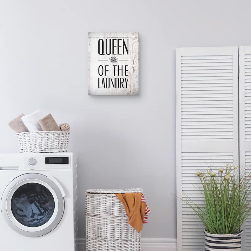 Queen of Laundry I Canvas Art Print