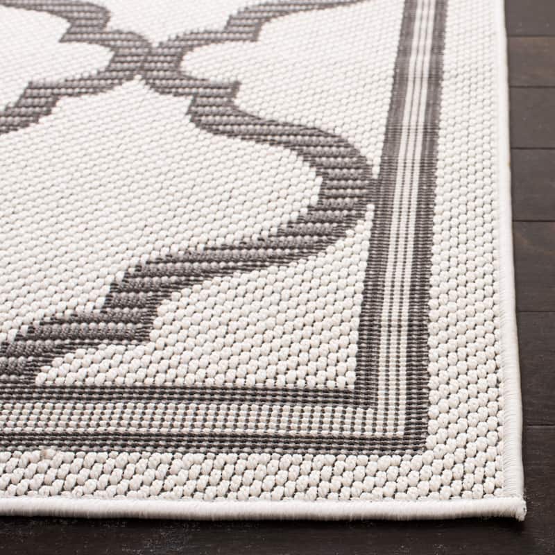 SAFAVIEH Bermuda Washable Edelt Indoor/ Outdoor Waterproof Rug