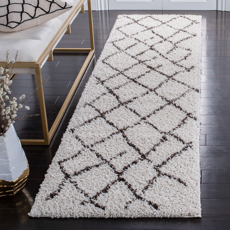 SAFAVIEH Berber Shag Toyo Light Grey/Cream Rug - 2'2" x 9' Runner - Creme/Brown