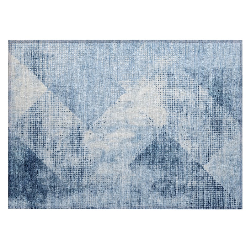 Machine Washable Indoor/ Outdoor Diamond Ombre Chantille Rug
